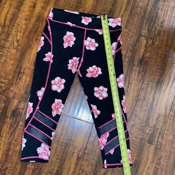 Workout pants - Picture 3 of 6